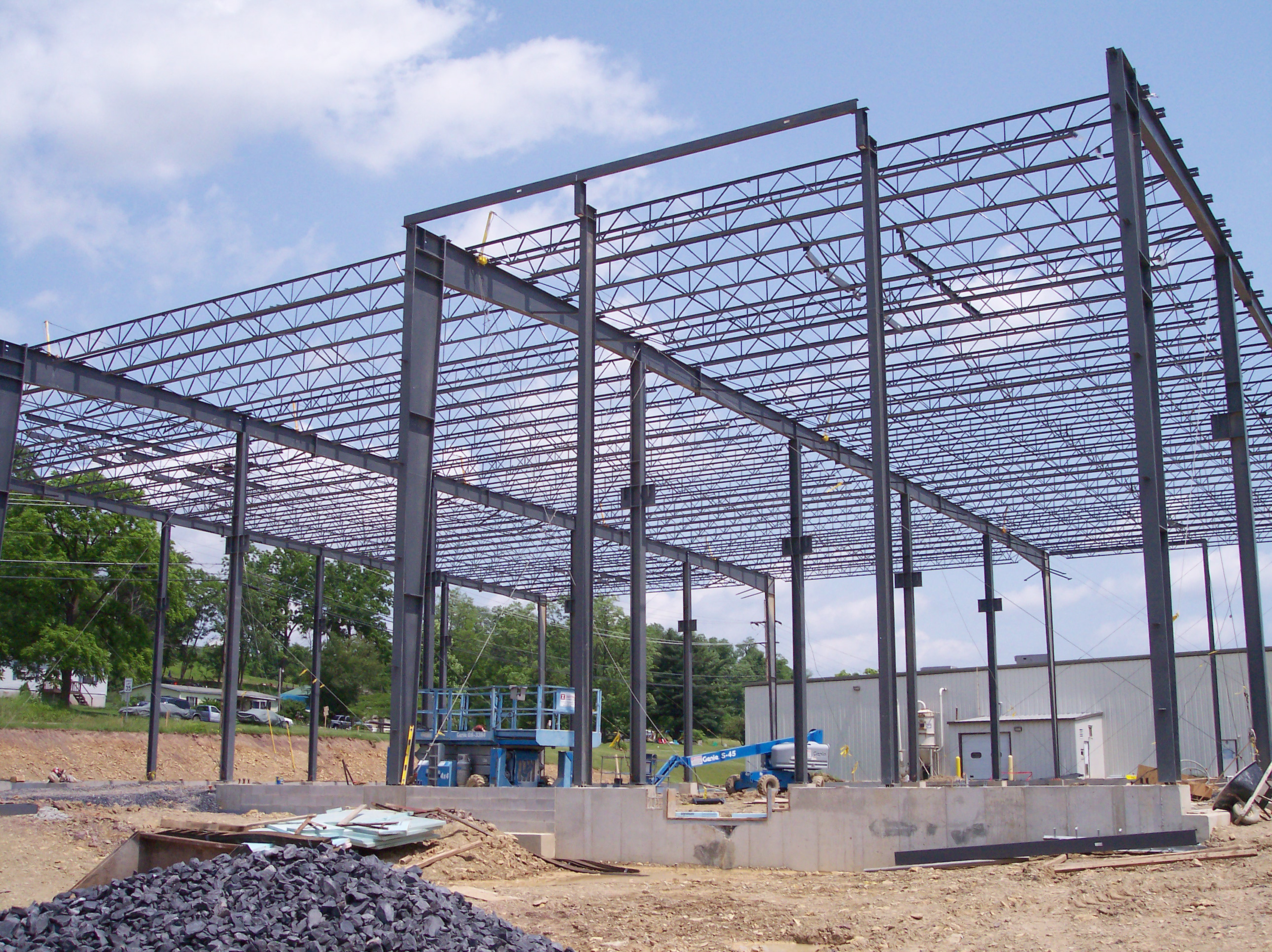 The Zartman team works on the GE Inspection Technologies building.