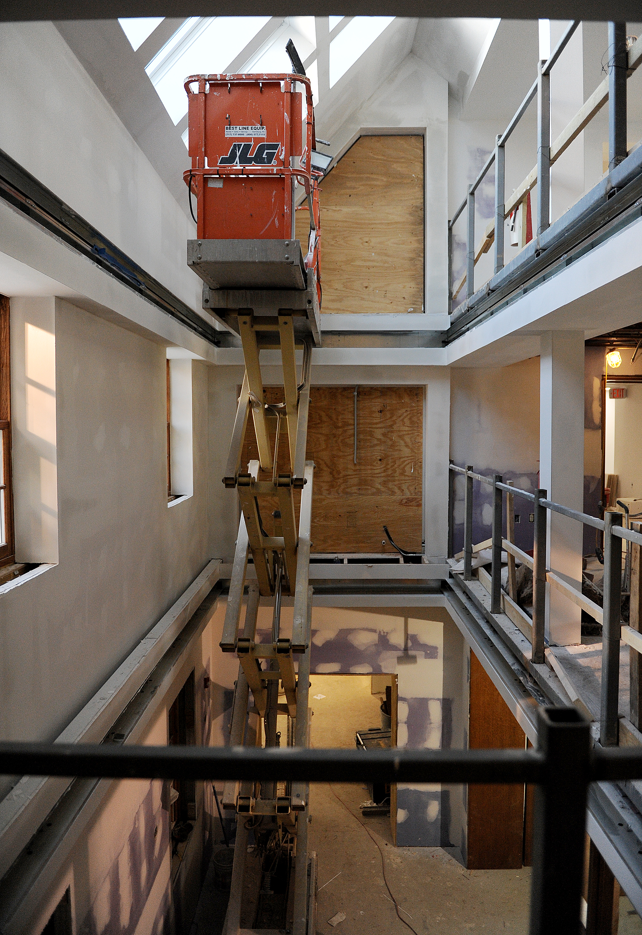 The Zartman Construction team works on the interior of Hildreth-Mirza Hall at Bucknell University.