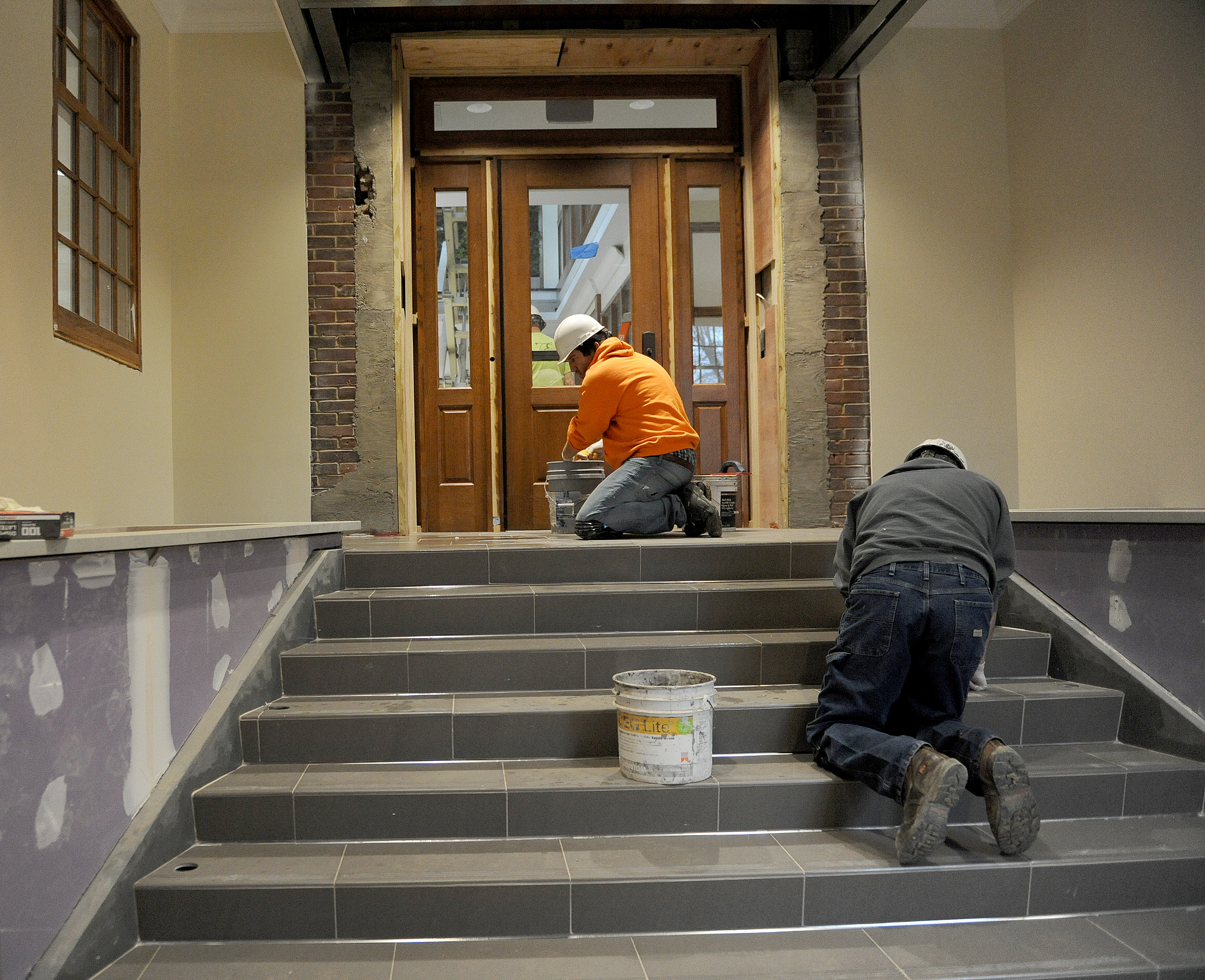 The Zartman Construction team works on the interior of Hildreth-Mirza Hall at Bucknell University.