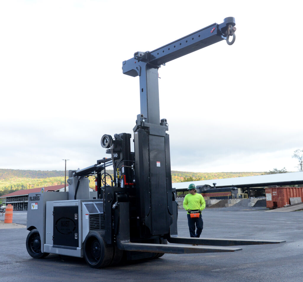 Hoist FR 40-60 forklift.